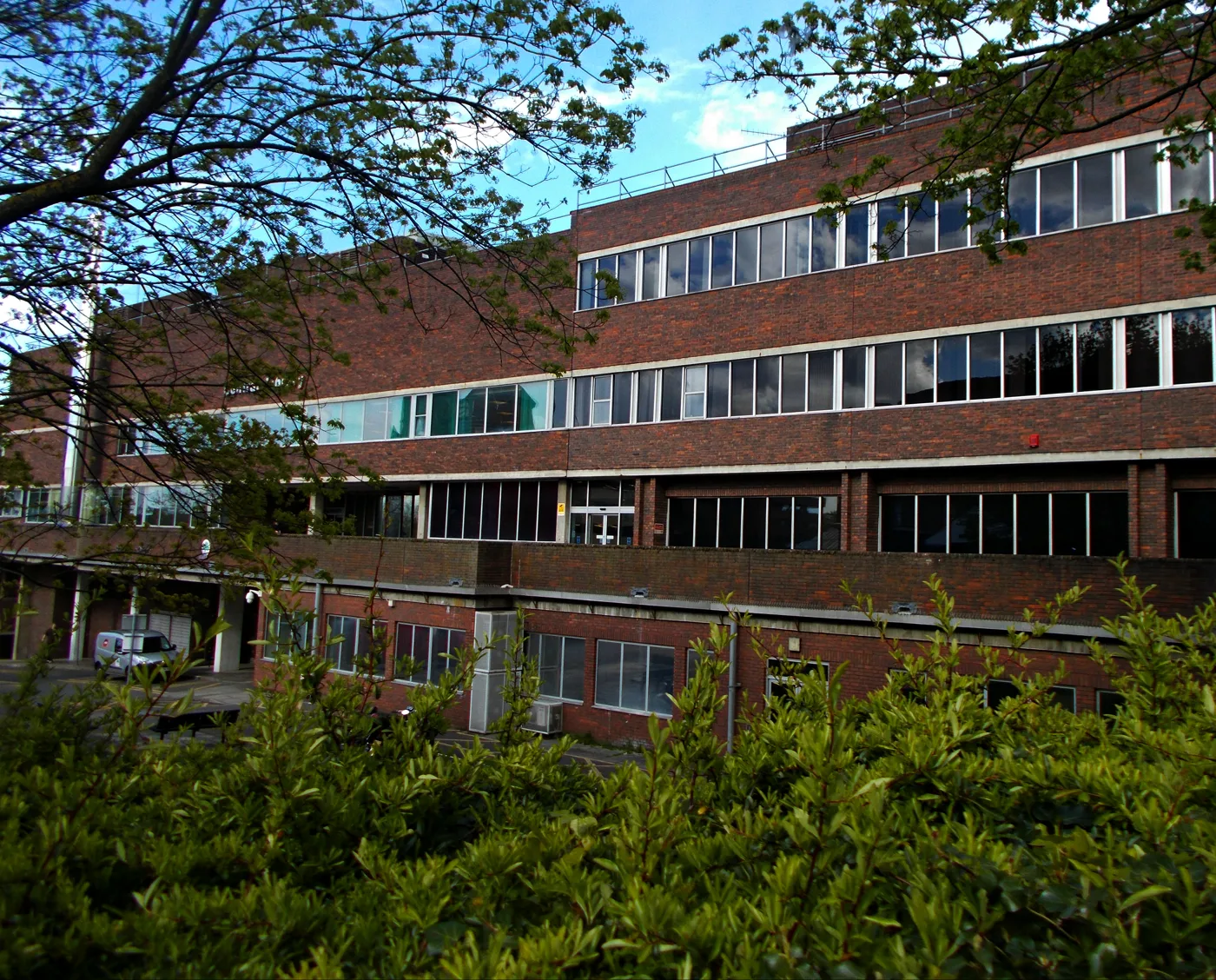 Sutton's Civic Offices on St Nicholas Way, where the People Committee meets on 24 September.